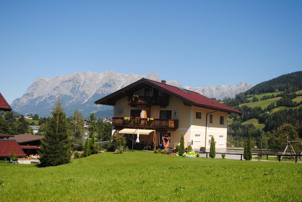 Appartement Familien-Bauernhof Neumoar à Sankt Johann im Pongau Extérieur photo