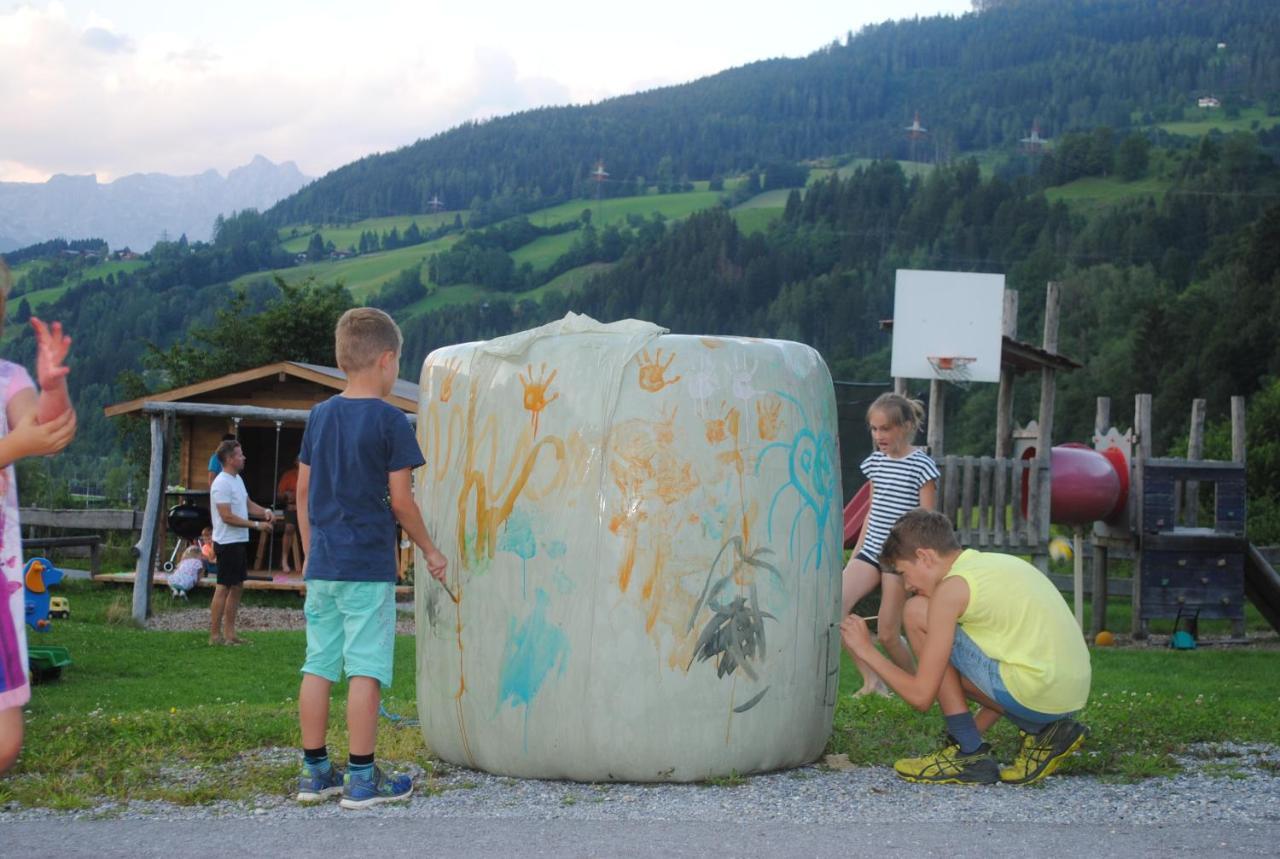 Appartement Familien-Bauernhof Neumoar à Sankt Johann im Pongau Extérieur photo